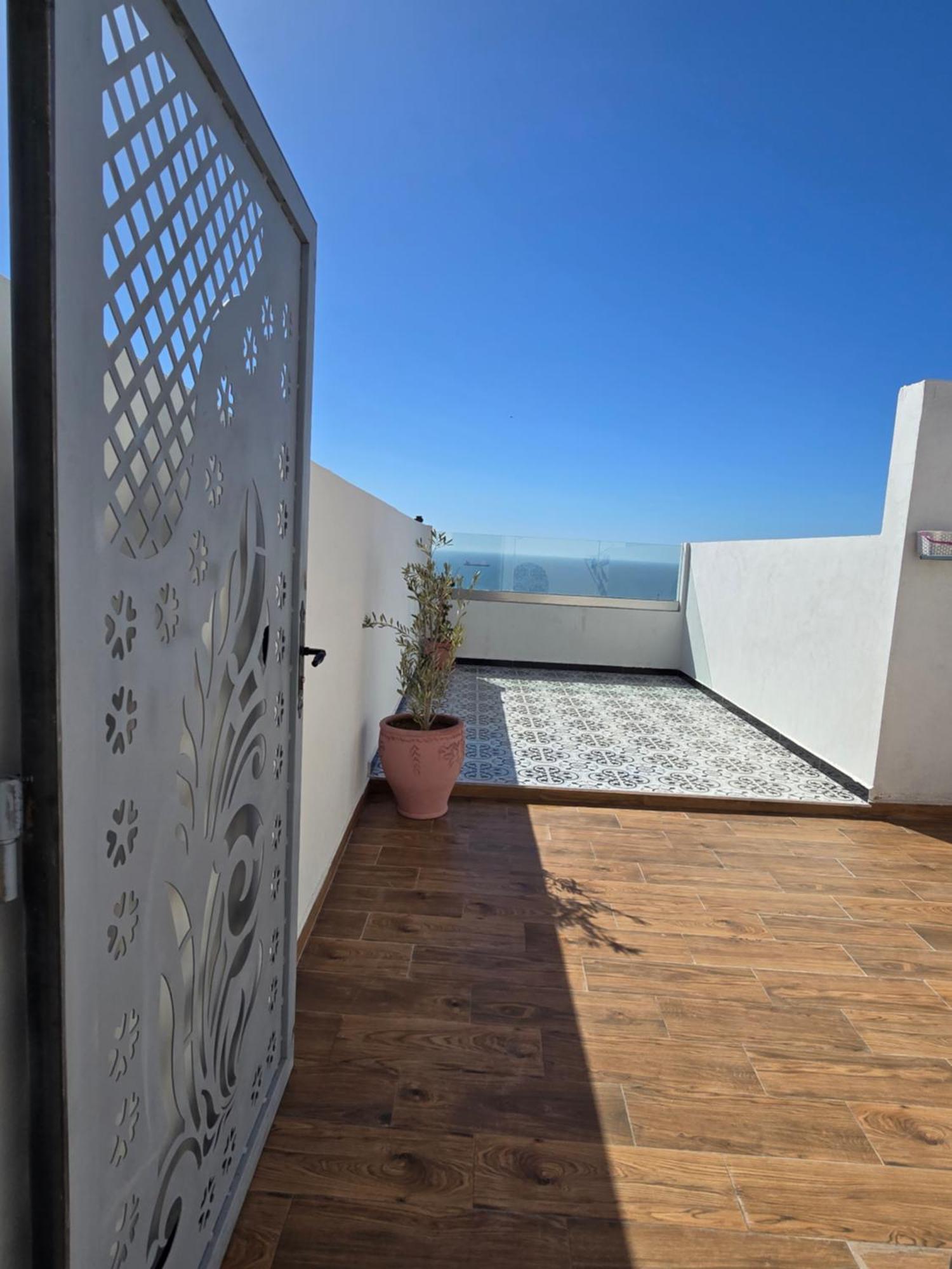 Four Seasons Apartment